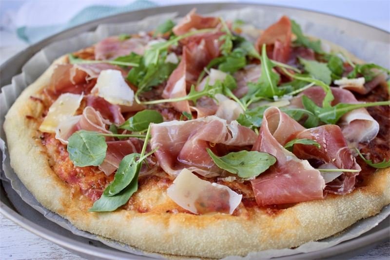 Pizza Jamón y Queso, de Forno Vivo